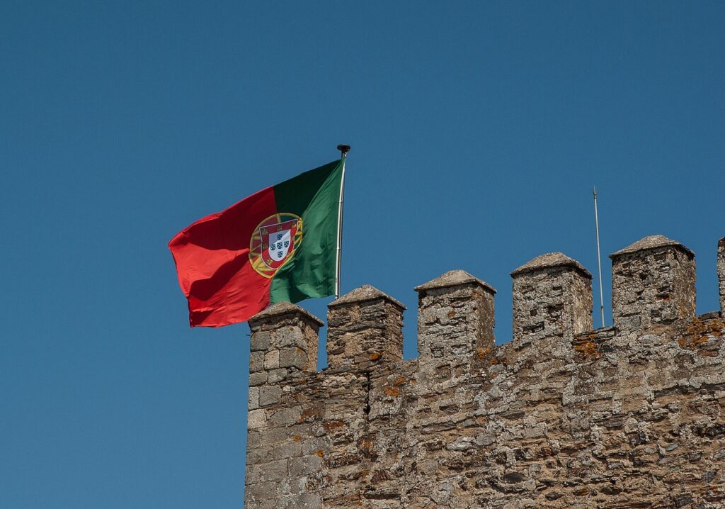 portugal, flag, ramparts, chateau, portugal, portugal, portugal, portugal, portugal